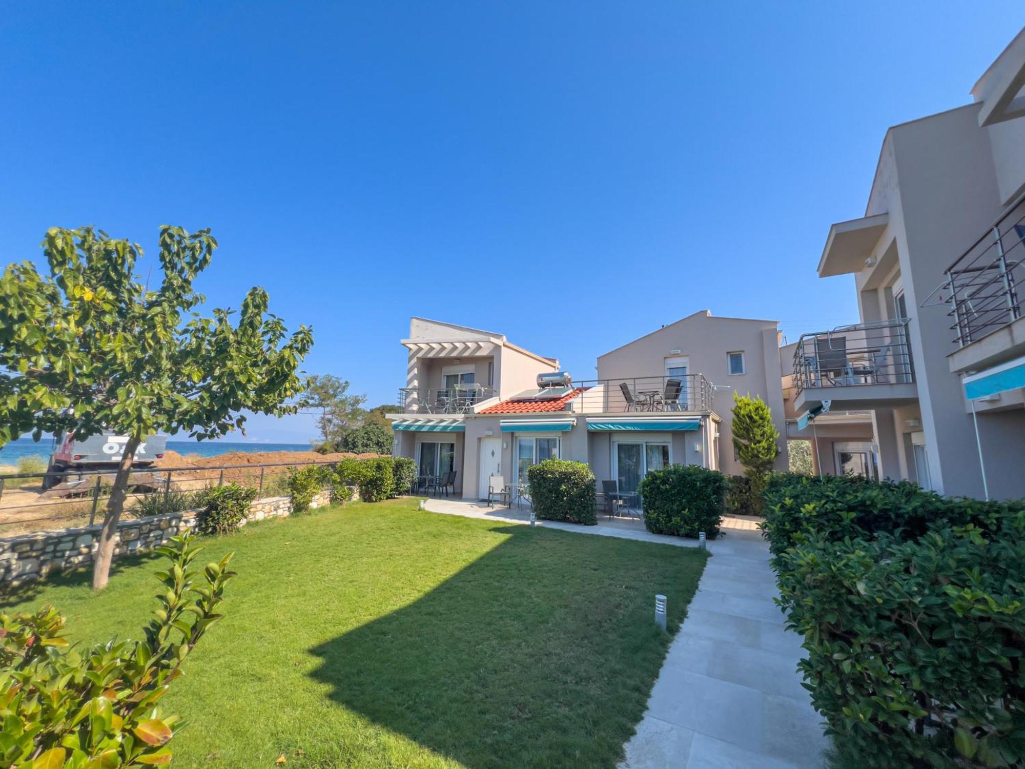 Yalos Beach Maisonettes Skala Sotiros Luaran gambar
